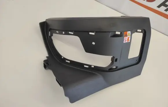 Toyota RAV 4 (XA50) Hybrid/electric vehicle battery tray 5846642010