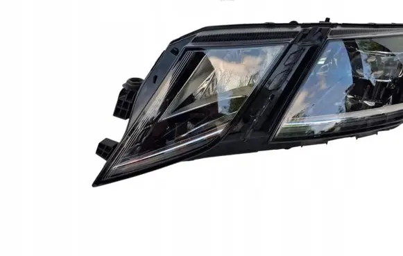 Skoda Octavia Mk3 (5E) Headlight/headlamp 5E1941015D
