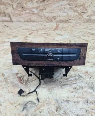 Mercedes-Benz E W211 A set of switches A2116800552