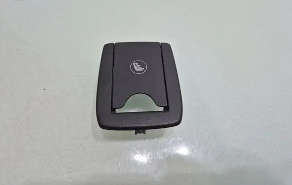 Alfa Romeo Stelvio Seat trim L0530713AB