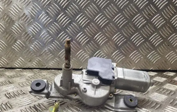 Toyota Corolla E120 E130 Rear window wiper motor 8513002020