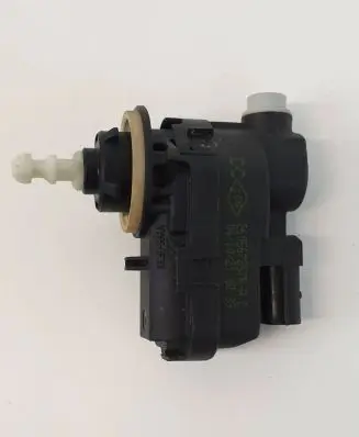 Renault Master III Headlight level adjustment motor 260567357R 1410210839