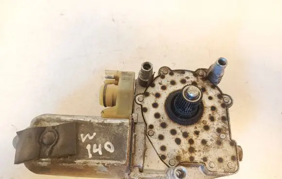 Mercedes-Benz S W140 Rear door window regulator motor 0130821502