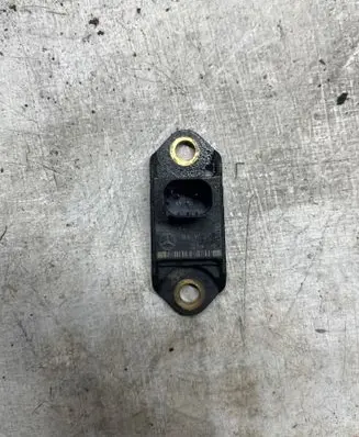 Mercedes-Benz E W211 Airbag deployment crash/impact sensor 0025426918