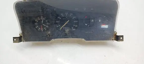 Ford Escort Speedometer (instrument cluster) 86AB10841BC