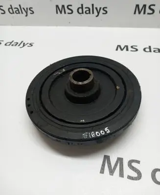 Mercedes-Benz CLS C219 Crankshaft pulley A6130300003 6130300003