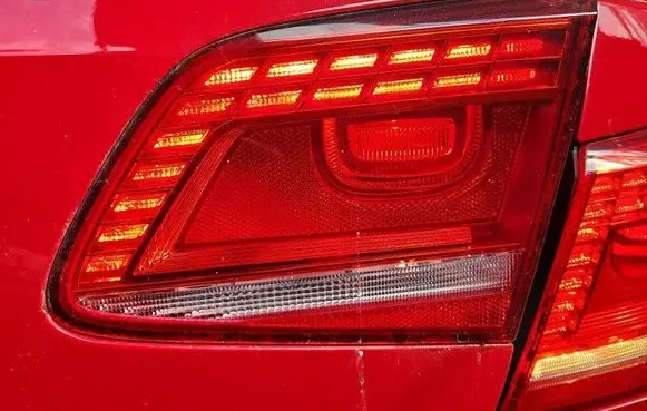 Volkswagen PASSAT B7 Rear/tail lights IMPRK1501625