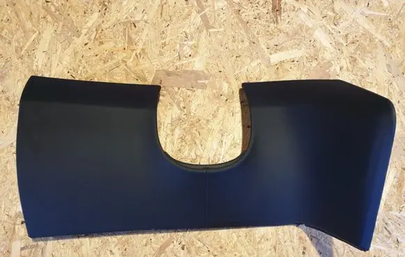Tesla Model S Dashboard lower bottom trim panel 16939724 1002405