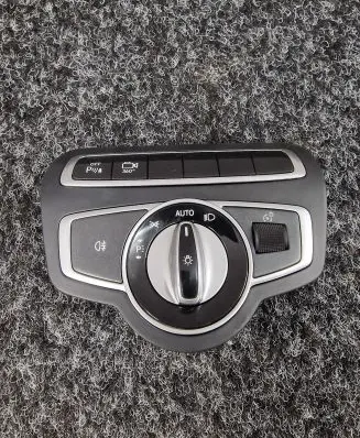 Mercedes-Benz GLC C253 Light switch A2059051551