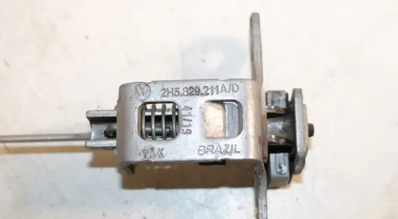 Volkswagen Amarok Tailgate/trunk/boot lock/catch/latch 2H5829211A 2H5829211AD