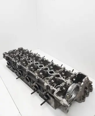 BMW 5 E39 Engine head 22468759