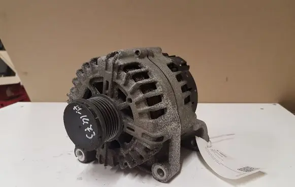 BMW 5 F10 F11 Generator/alternator 8507624I03 FG18S052 2608669D