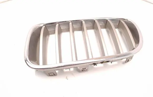 BMW X3 F25 Front bumper upper radiator grill 7210725 7237421