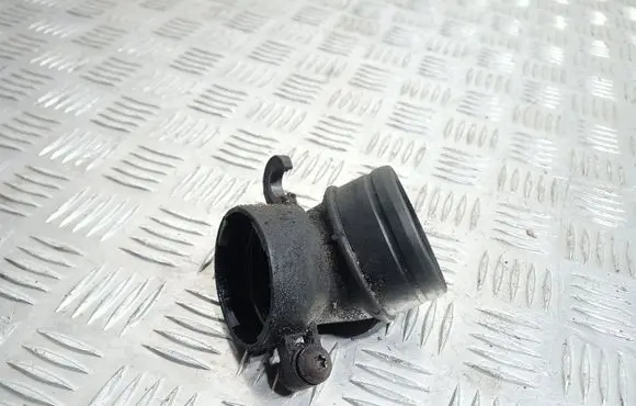Mitsubishi Lancer VIII Turbo air intake inlet pipe/hose 3C0129635
