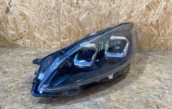 Ford Kuga III Headlight/headlamp LV4B-13E017-APFORD LV4B13E017AP