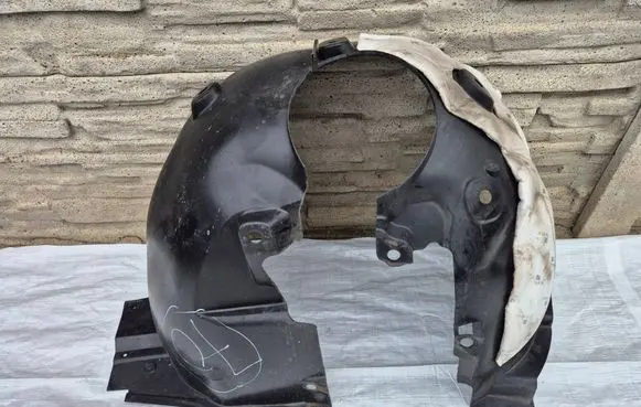 Renault Arkana Front arch 638404531R