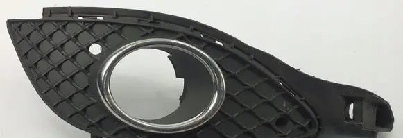 Mercedes-Benz A W176 Front bumper lower grill A1768850522