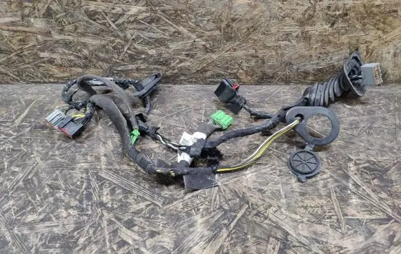 Volvo S40 Front door wiring loom 8697653