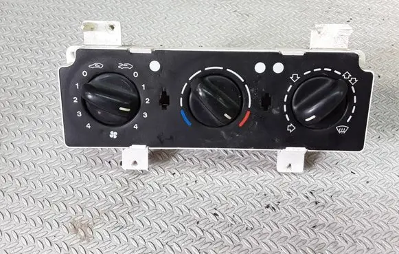 Citroen Xsara Climate control unit 810621263F