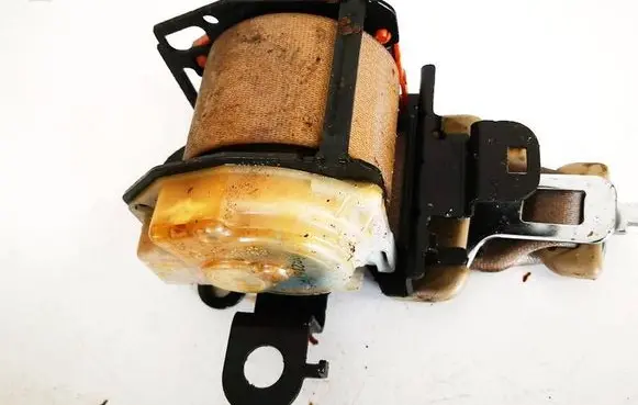 Nissan Murano Z50 Middle seatbelt (rear) 