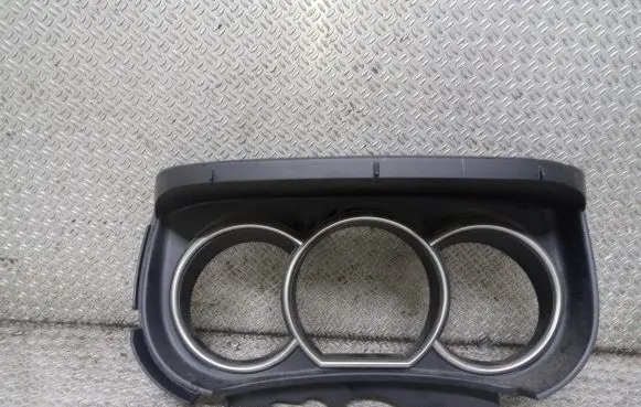 Nissan Tiida C11 Dashboard trim 68240EL00A