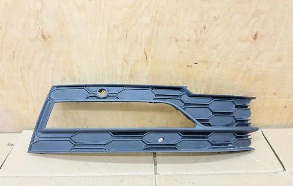 Skoda Octavia Mk4 Front bumper lower grill 5E3807682A