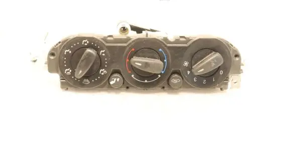 Ford Focus Interior fan control switch 