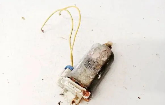 Lexus RX 300 Seat adjustment motor 1620004452 162000-4452