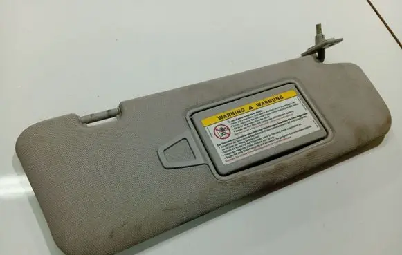 Mercedes-Benz CLS C219 Sun visor