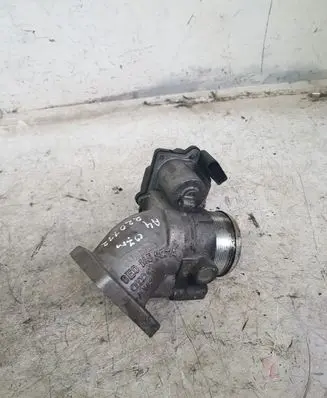 Audi A4 S4 B7 8E 8H Throttle valve 8E0145997