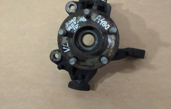 Ford Mondeo MK IV Front wheel hub spindle knuckle 6G918K171A