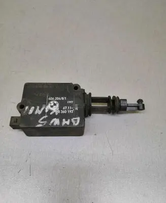 BMW 5 E39 Central locking motor 67118360193 40620481
