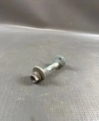 Toyota C-HR II Rear suspension camber bolt