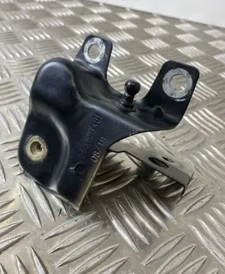 Skoda Kodiaq Fender mounting bracket 565823401