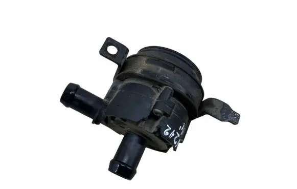 Mercedes-Benz E W212 Electric auxiliary coolant/water pump A0005000686