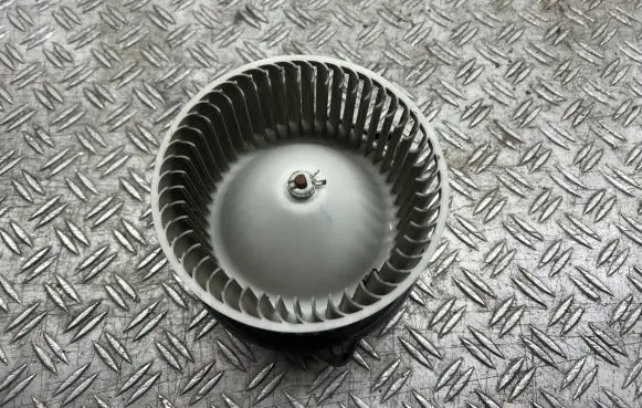 Mazda 6 Heater fan/blower 872700070