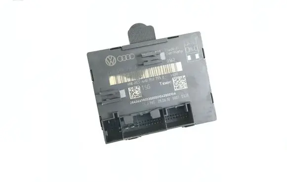 Volkswagen Touareg II Door control unit/module 4H0959795B