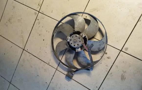 Volkswagen PASSAT B4 Air conditioning (A/C) fan (condenser) 1J0959455b 30111998 881083710