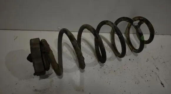 Audi A4 S4 B8 8K Rear coil spring