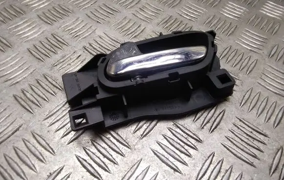 Front door interior handle