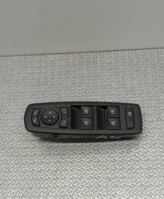 Renault Laguna III Electric window control switch 809610006R 925105