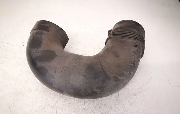 Seat Leon (1P) Air intake hose/pipe 1K0129618AT