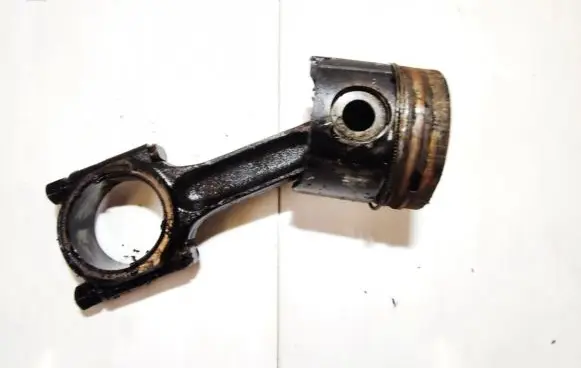 Piston with connecting rod