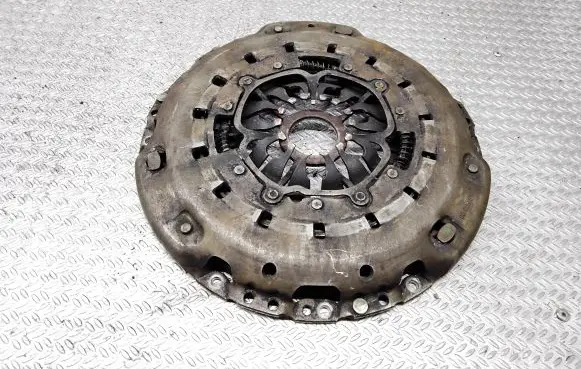 Renault Laguna II Pressure plate 8200421350