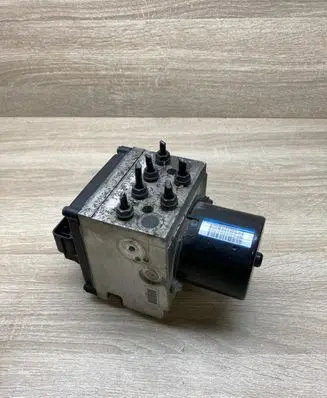 Volkswagen PASSAT B6 ABS Pump 3C0614095Q 16027202