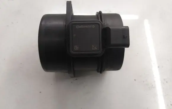 Mercedes-Benz C W204 Mass air flow meter A6510900048