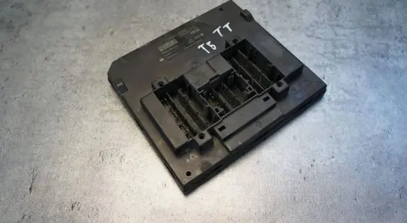 Audi TT TTS RS Mk3 8S BSM Control unit 5Q0937084BR