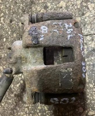 Peugeot 307 Front brake caliper