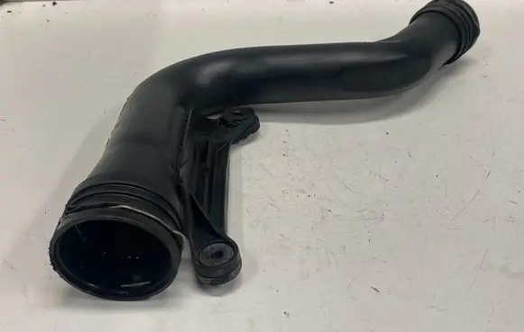 Volkswagen Golf V Intercooler hose/pipe 1K0145762P