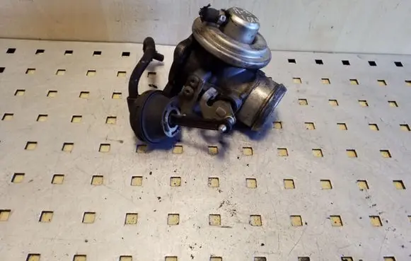Audi A3 S3 8L EGR valve 038129637L
